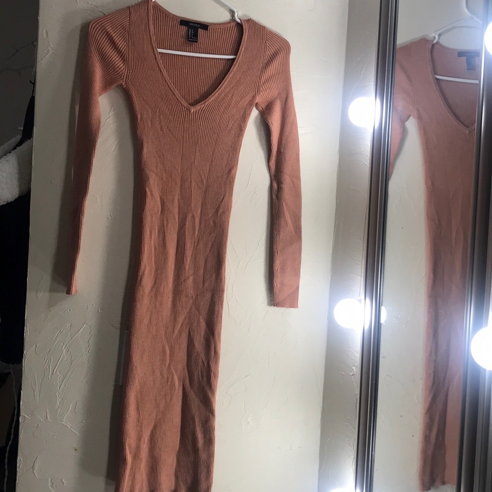 Stretchy ripped dress